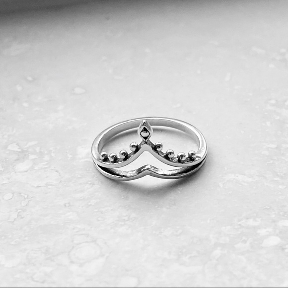 😍TOP SELLER😍 Sterling Silver Double V Shape Ring - Picture 6 of 8